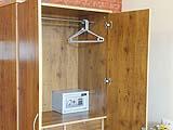 Name: WardrodeWithLocker.jpg
Size: 314 Kb